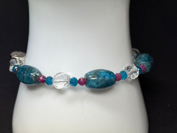 Belief and Self-Love Bracelet Apatite Blend - Apatite, Neon Apatite, Ruby, Quartz